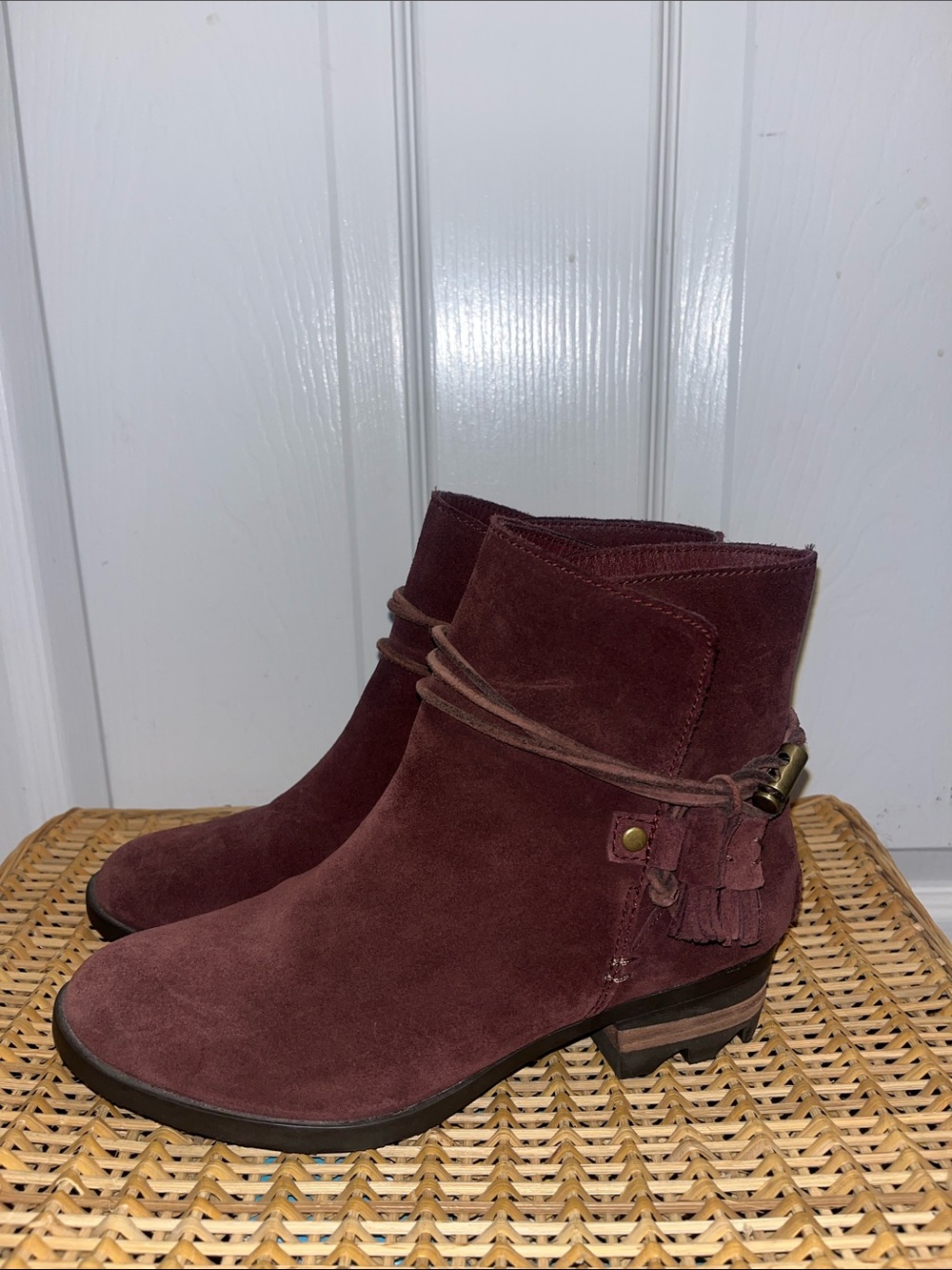 SOREL Farah boots in Redwood